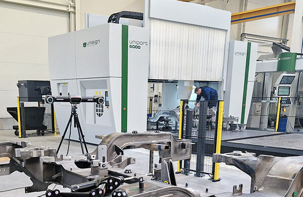 Uniport6000 | Machining of railway bogies | Stal Warsztat | Poland | unisign.com